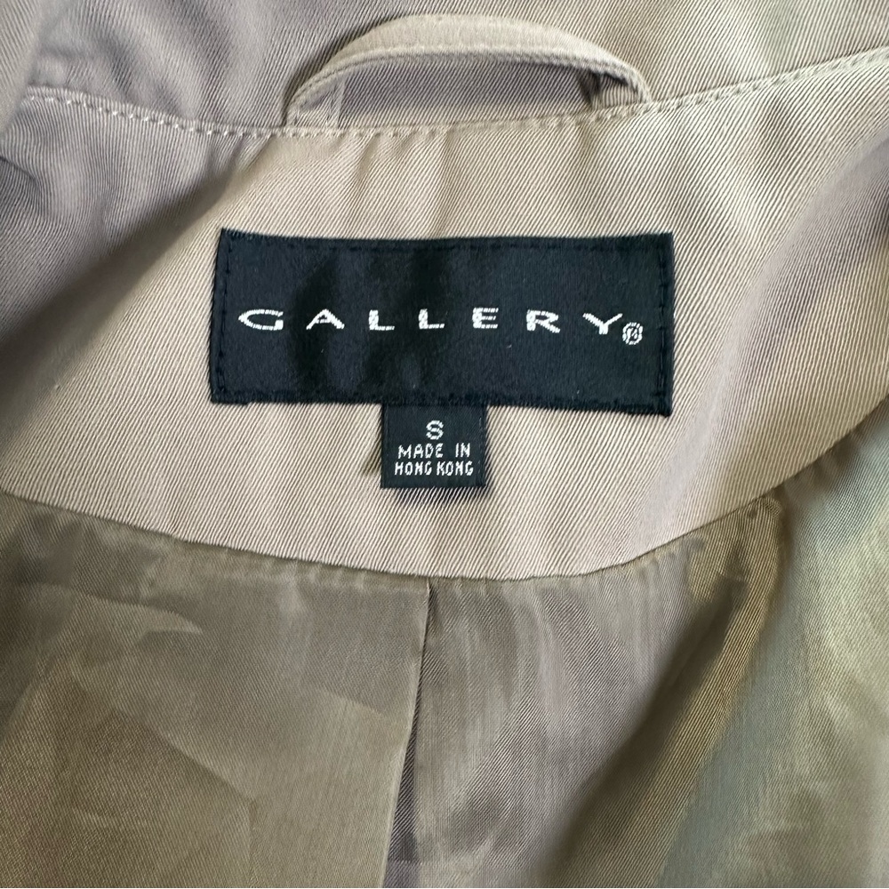 Gallery Women's Tan Belted Trench Coat With Pockets - Picture 12 of 15